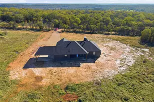 1865 Dobbs Valley Rd, Mineral Wells, TX 76067 - Photo 34