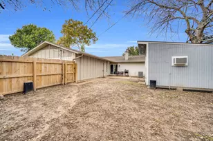 1226 Acton Ct, Duncanville, TX 75137 - Photo 6