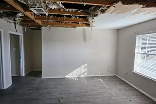 1941 Indian Lilac Dr, Lancaster, TX 75146 - Photo 12