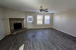 1941 Indian Lilac Dr, Lancaster, TX 75146 - Photo 4