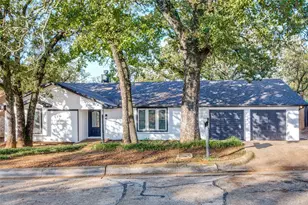 1420 Meadowlane Terrace, Fort Worth, TX 76112 - Photo 1