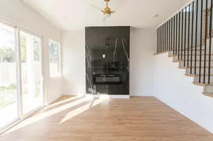 1321 Friendship Dr, Dallas, TX 75217 - Photo 10