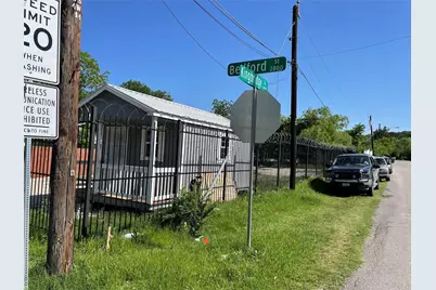 2846 Bedford Street, Dallas, TX 75212 - Photo 2