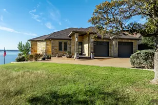 1221 Overlook Ct, Whitney, TX 76692 - Photo 4