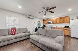 205 E Marguerita Dr, Garland, TX 75040 - Photo 16