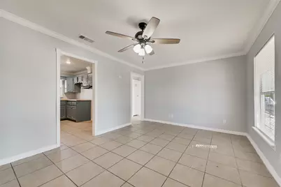 205 E Marguerita Drive, Garland, TX 75040 - Photo 2