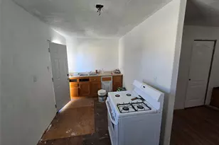 309 NE 4th St, Andrews, TX 79714 - Photo 20