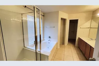 8209 Macgregor Drive, Arlington, TX 76002 - Photo 14