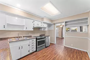 231 W Center St, Duncanville, TX 75116 - Photo 6