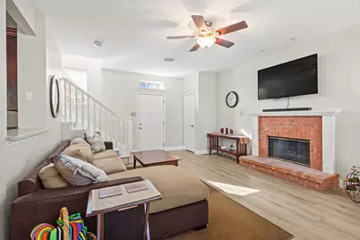 2716 Chatsworth Drive, Grapevine, TX 76051 - Photo 4