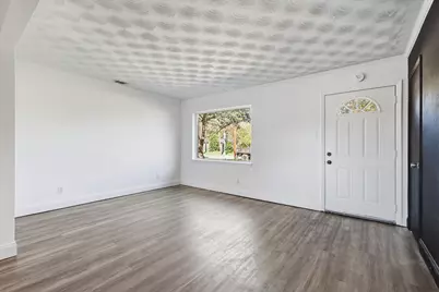 2776 Richland Avenue, Farmers Branch, TX 75234 - Photo 4