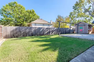 2123 Ridgecliff Dr, Keller, TX 76248 - Photo 18