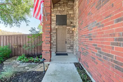 2123 Ridgecliff Drive, Keller, TX 76248 - Photo 2