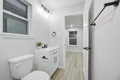 214 W Madison Street, Hillsboro, TX 76645 - Photo 16