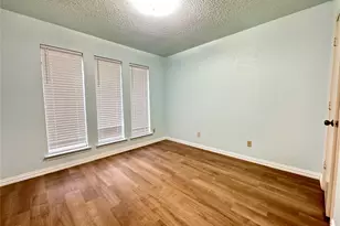 1925 Glen Hill Dr, Carrollton, TX 75007 - Photo 22