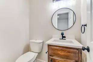 2223 Foxcroft Cir, Denton, TX 76209 - Photo 18