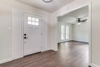 2223 Foxcroft Circle, Denton, TX 76209 - Photo 4