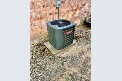 307 Elliott Street, Arlington, TX 76013 - Photo 8