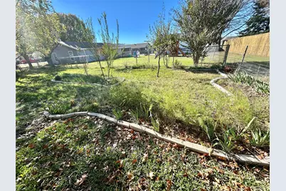 266 Old Spanish Trail, Valley View, TX 76272 - Photo 6