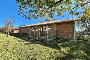 266 Old Spanish Trail, Valley View, TX 76272 - Photo 2