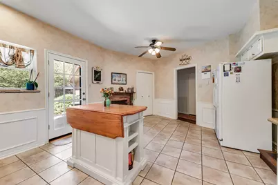 1719 Autumn Lane, Arlington, TX 76012 - Photo 14