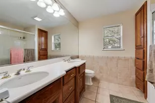 1719 Autumn Ln, Arlington, TX 76012 - Photo 20