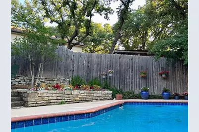 1719 Autumn Lane, Arlington, TX 76012 - Photo 36
