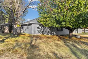 2500 Burnett Dr, Greenville, TX 75402 - Photo 4