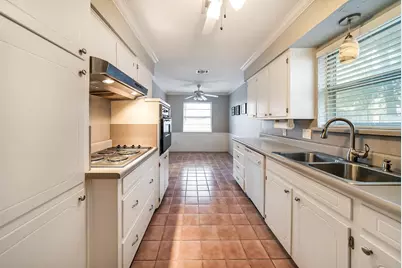 3019 Bramble Oaks Court, Bedford, TX 76021 - Photo 4