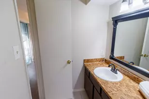 12480 Abrams Rd, Dallas, TX 75243 - Photo 14