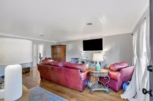 200 E 8th St, Kaufman, TX 75142 - Photo 6