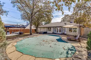 116 Montreal Dr, Hurst, TX 76054 - Photo 26