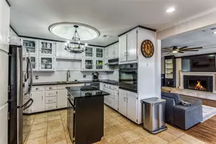 116 Montreal Dr, Hurst, TX 76054 - Photo 10