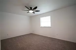 329 Linda Dr, Burleson, TX 76028 - Photo 10