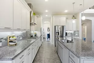 1015 Prairie Ridge Ln, Arlington, TX 76005 - Photo 2