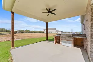 3300 Olympia Flds Dr, Burleson, TX 76028 - Photo 36