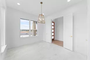 3300 Olympia Flds Dr, Burleson, TX 76028 - Photo 10
