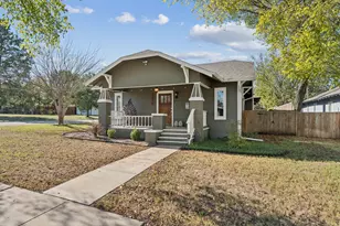 2844 S Adams St, Fort Worth, TX 76110 - Photo 2