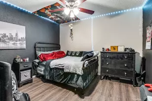 2040 Fleur De Lis Ct, Arlington, TX 76012 - Photo 16