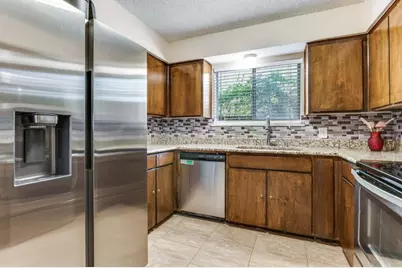 2040 Fleur De Lis Court, Arlington, TX 76012 - Photo 10