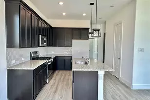 1432 Bluebonnet Blvd, Gainesville, TX 76240 - Photo 6