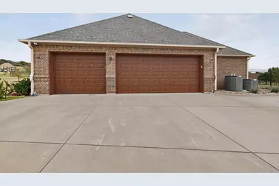 2416 Sweeping Meadows Lane, Cedar Hill, TX 75104 - Photo 32