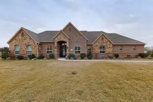 2416 Sweeping Meadows Ln, Cedar Hill, TX 75104 - Photo 1