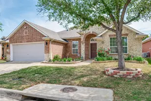 2709 Foxpoint Trail, Arlington, TX 76017 - Photo 2