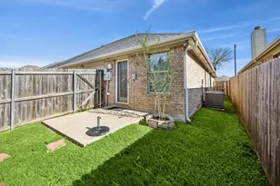 1747 Preston On The Lake Blvd, Little Elm, TX 75068 - Photo 22