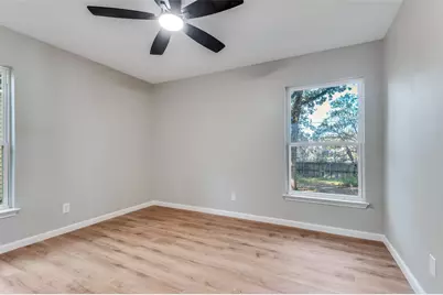 219 Wanda Drive, Irving, TX 75060 - Photo 18