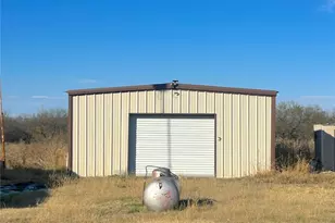 198 Tilda Jane Ln, Graham, TX 76450 - Photo 4