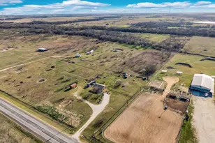 869 State Hwy 171, Hubbard, TX 76648 - Photo 20