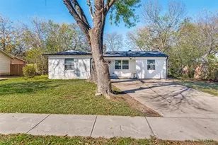 4507 Hyde Park Dr, Mesquite, TX 75150 - Photo 2