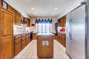 2829 Colleen Dr, Garland, TX 75043 - Photo 8